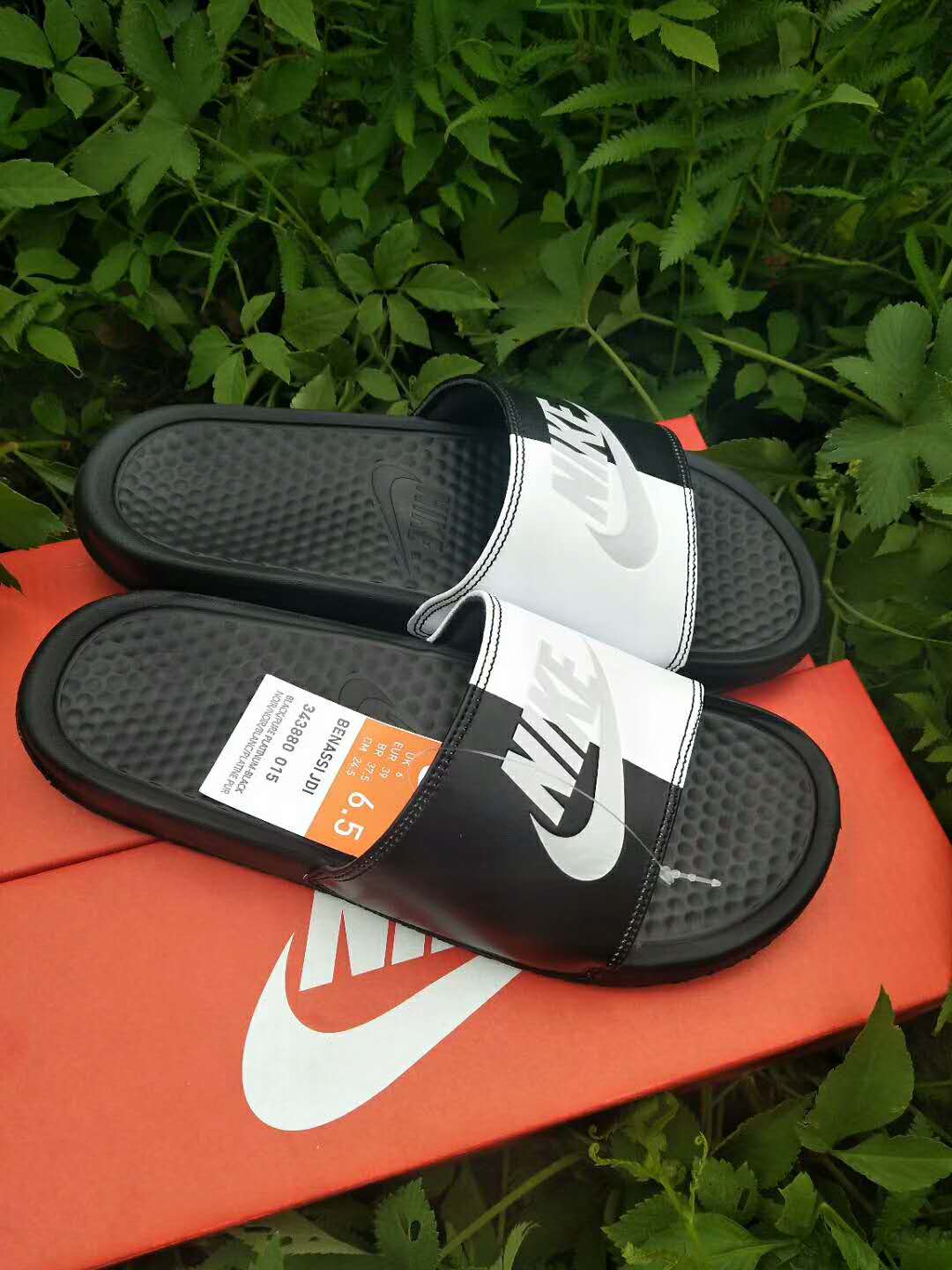 2020 Nike Benassi JDI Black White